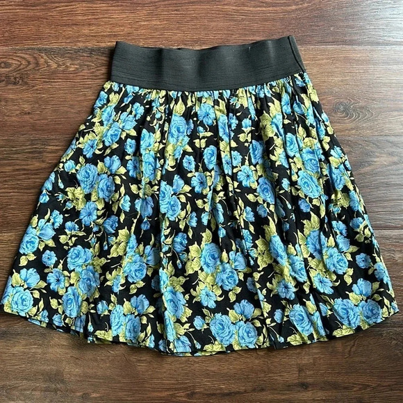 Annabelle Rose Print Skirt | Black and Blue Floral Mini Skirt | Mini Skirt - Picture 2 of 8